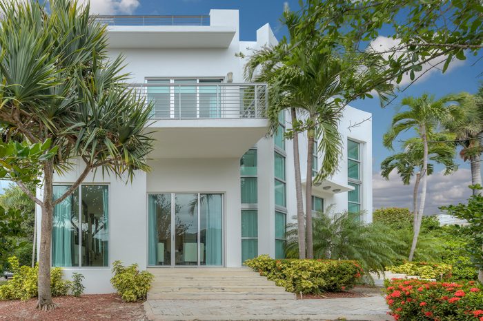 Villa Felicita – Luxury Villa Miami